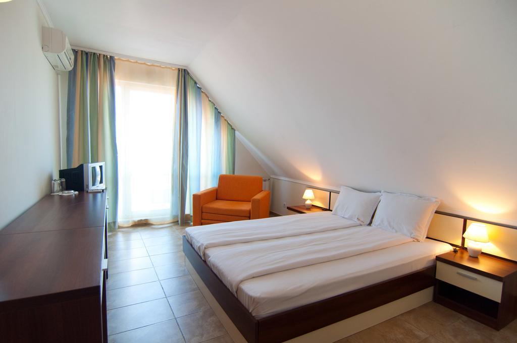 Guest House Hiora Ahtopol Exterior foto